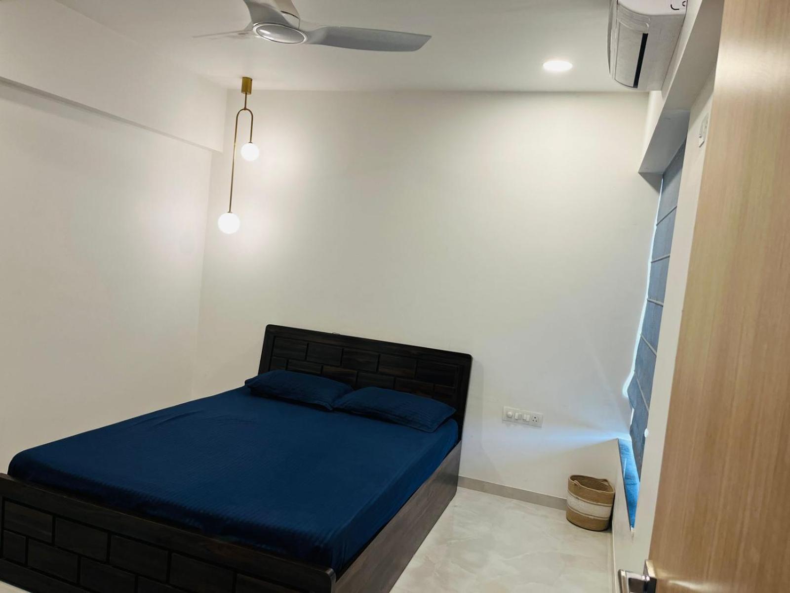 Apartment Twelve